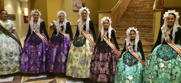 Presentación Cargos Falleros Falla Zona Centro 2015