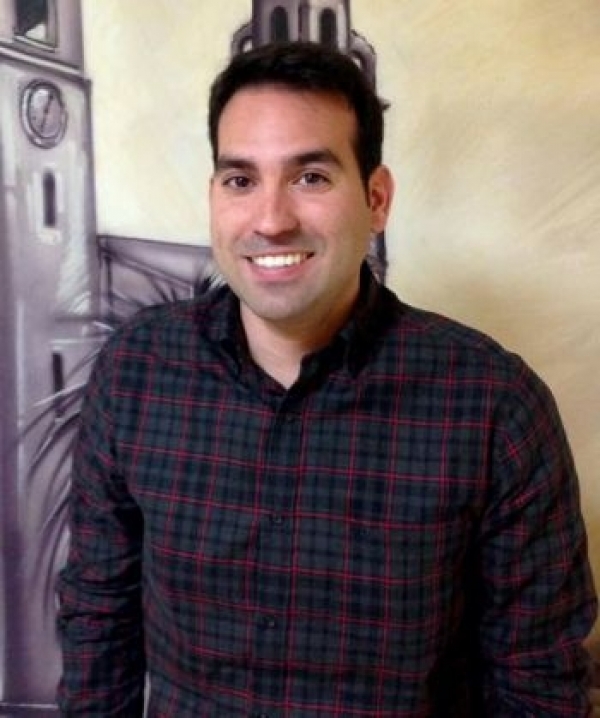 Miguel Campos Ruiz​, nuevo director de la Revista Oficial Fallas de Elda.